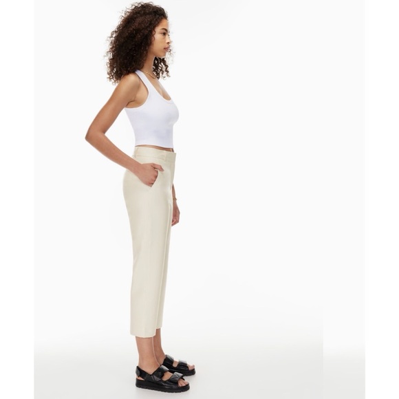 🌟Host Pick🌟Babaton Command Cropped Pant Cropped Vegan Leather Pants Size 14 - Picture 3 of 8